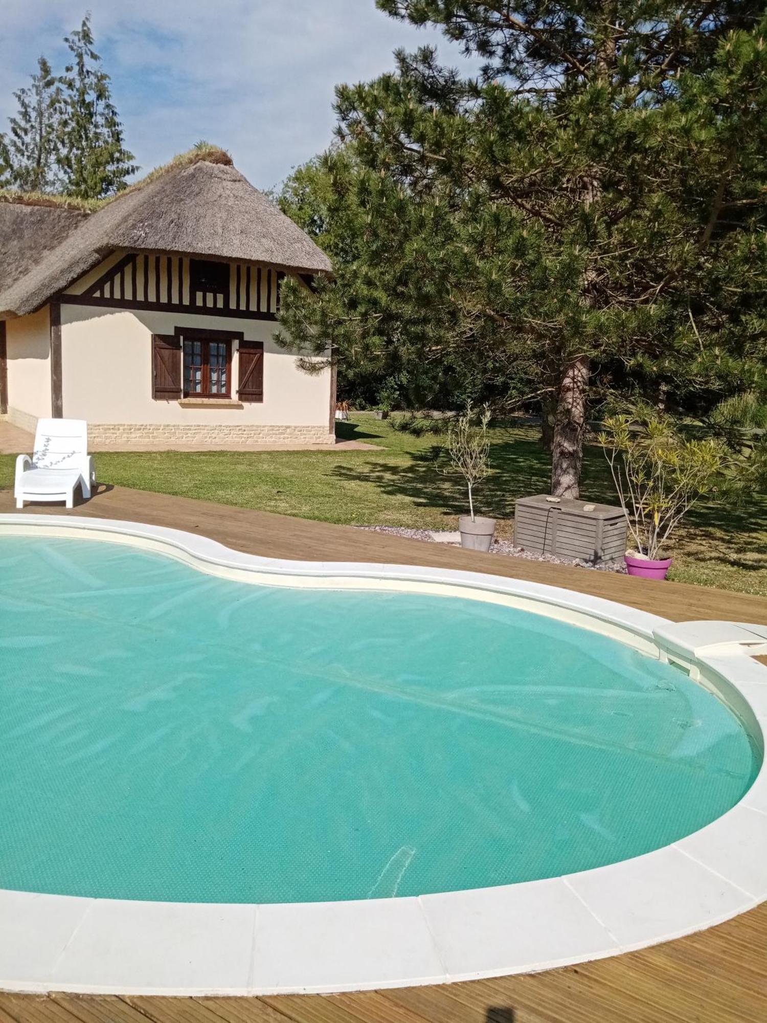 Maison Traditionnelle Normande Avec Piscine Hotot-en-Auge Exterior foto